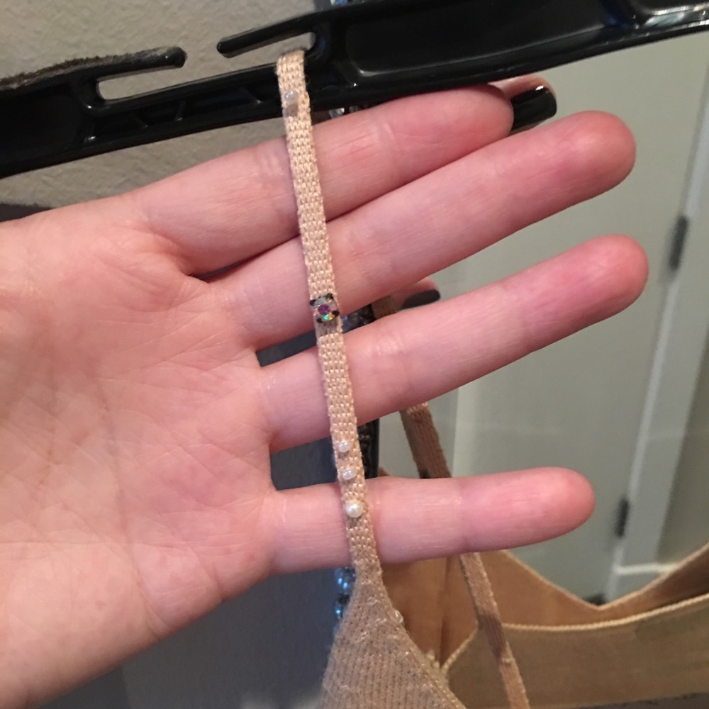 Strappy camisole with bow and jewel detail - Picture 5 of 6